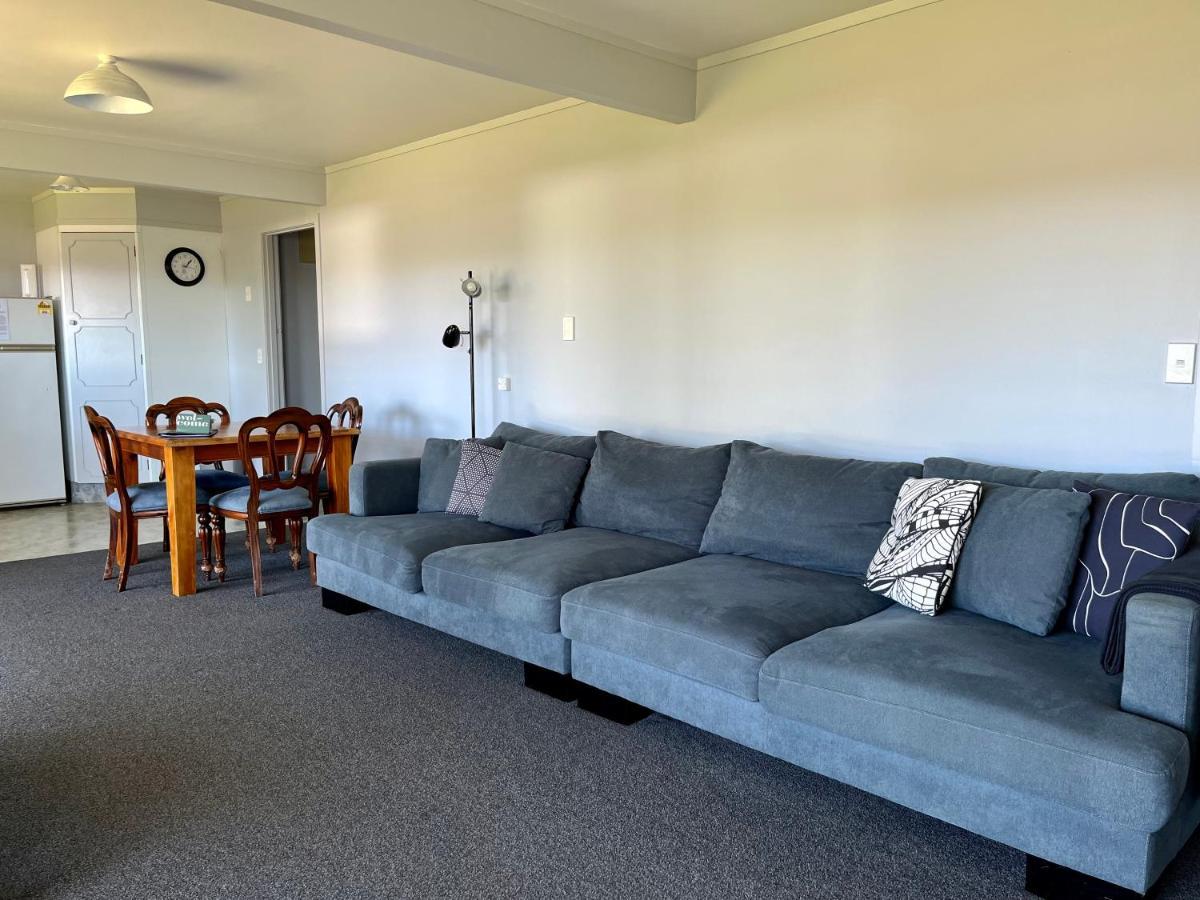 Gilmour Getaway Apartment Raglan Luaran gambar